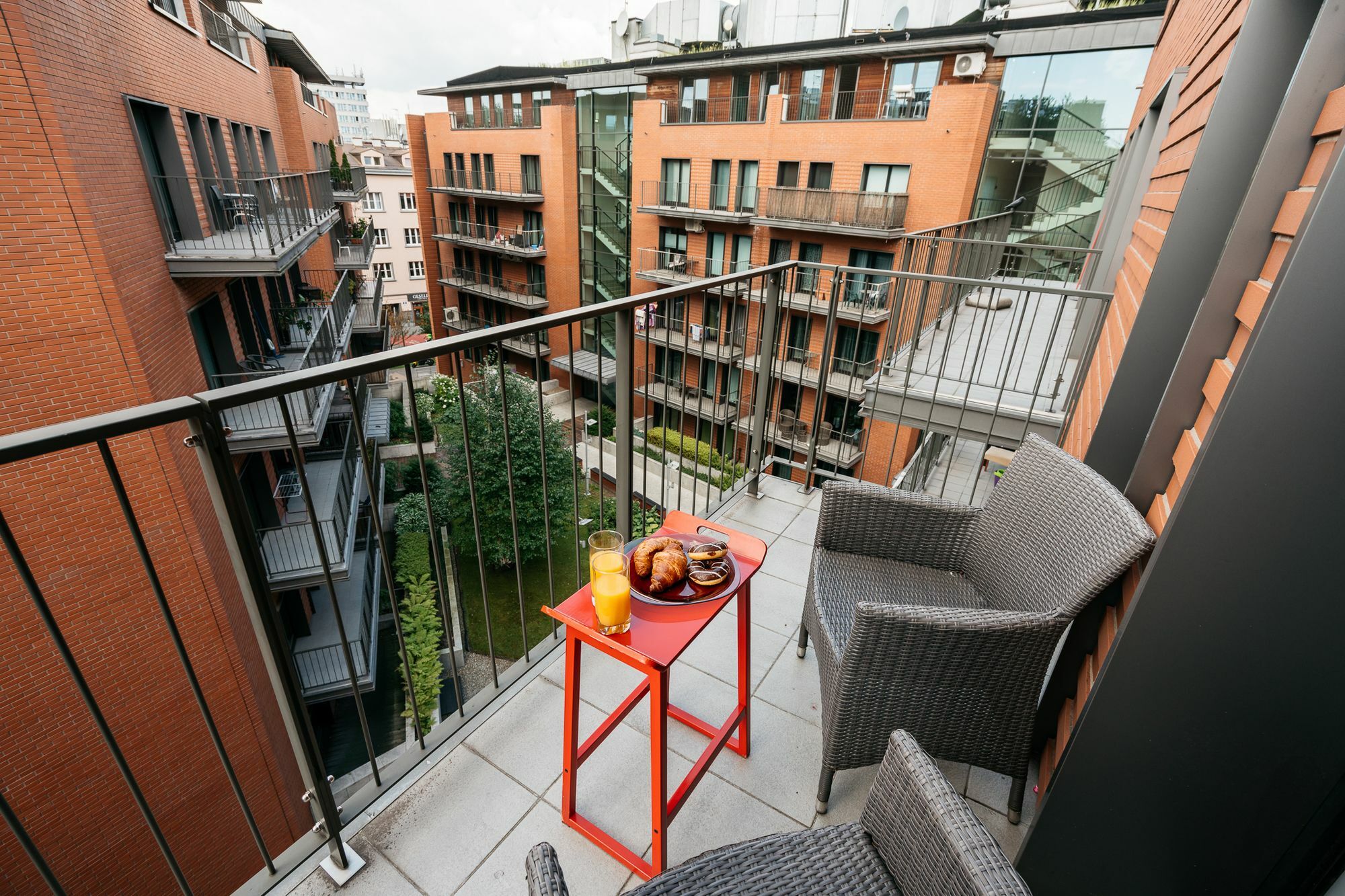 Soho Apartment By Loft Affair Краков Экстерьер фото